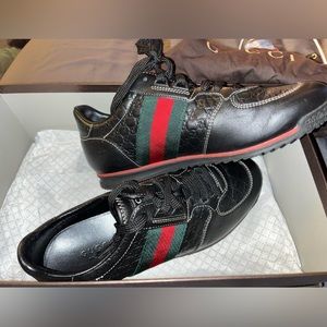 Women’s Gucci Sneaker
